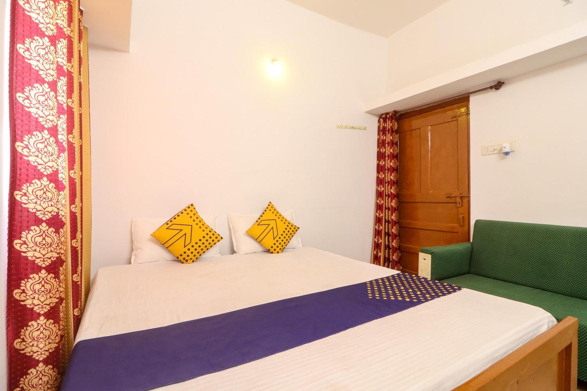 Spot On Hotel Om Kanha Bilaspur  Exterior photo